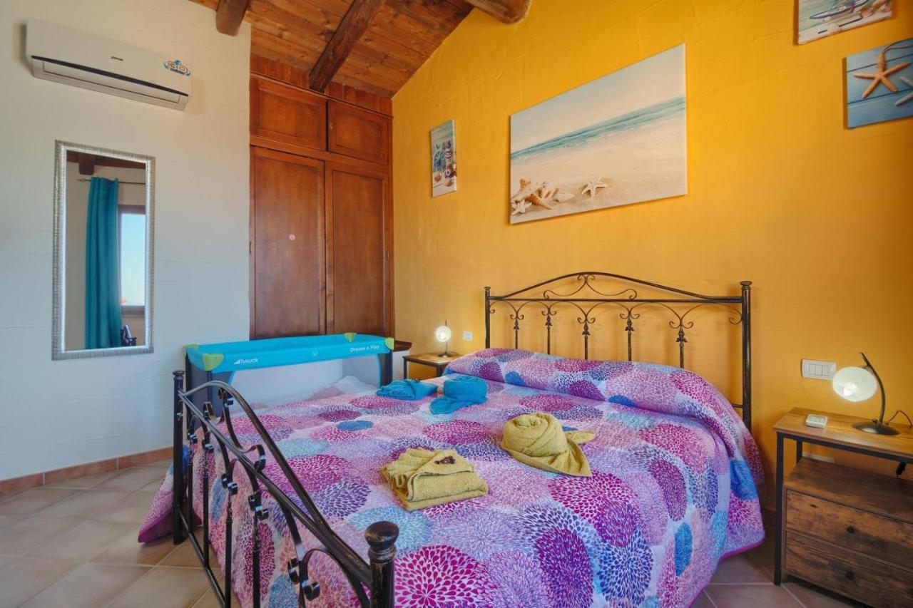 L'Estasi Tanca Piras A Bordo Piscina Con Vista Mare Villa Nebida Exterior photo